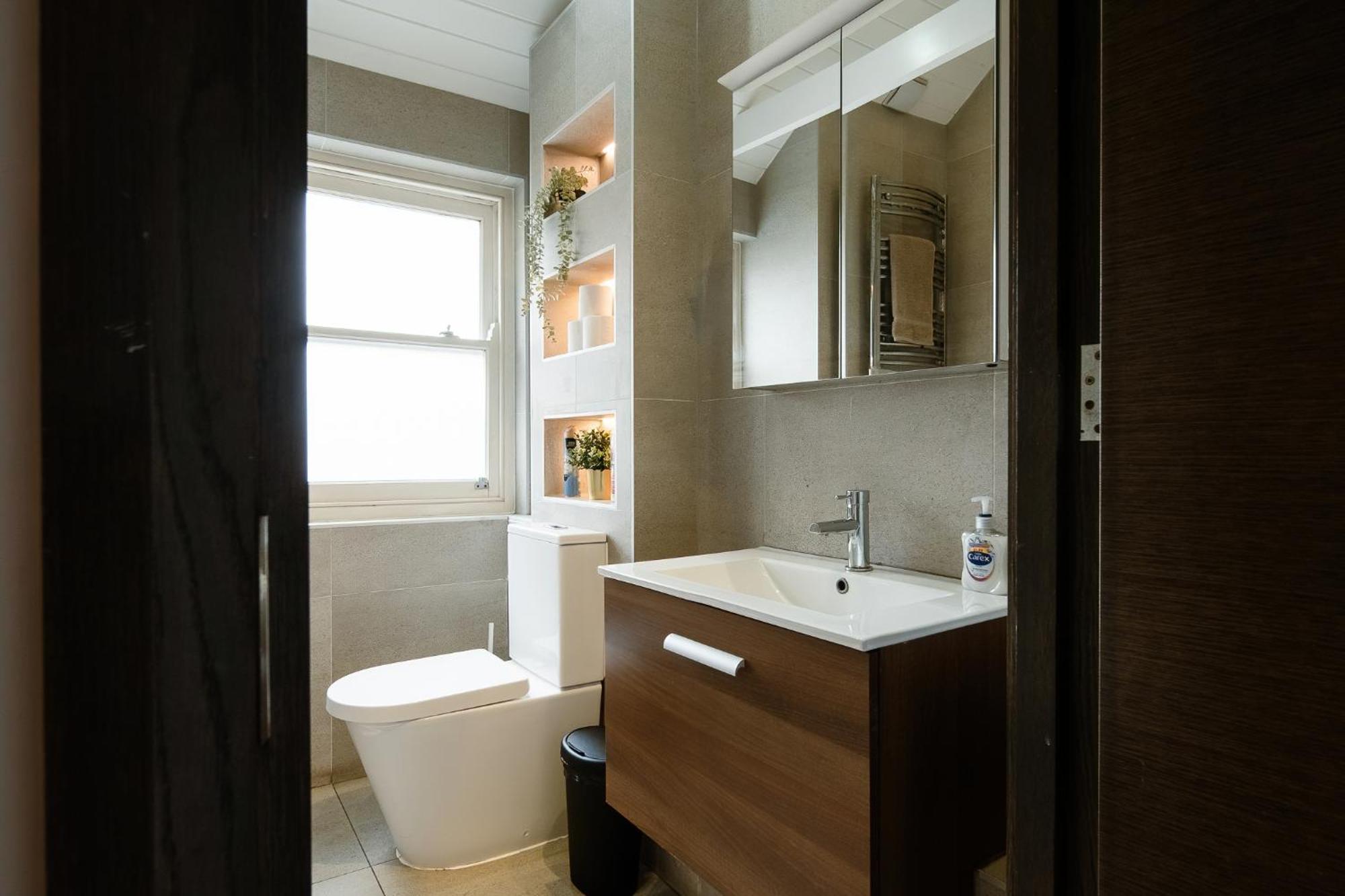 2bed House With Private Garden Holiday home Twickenham